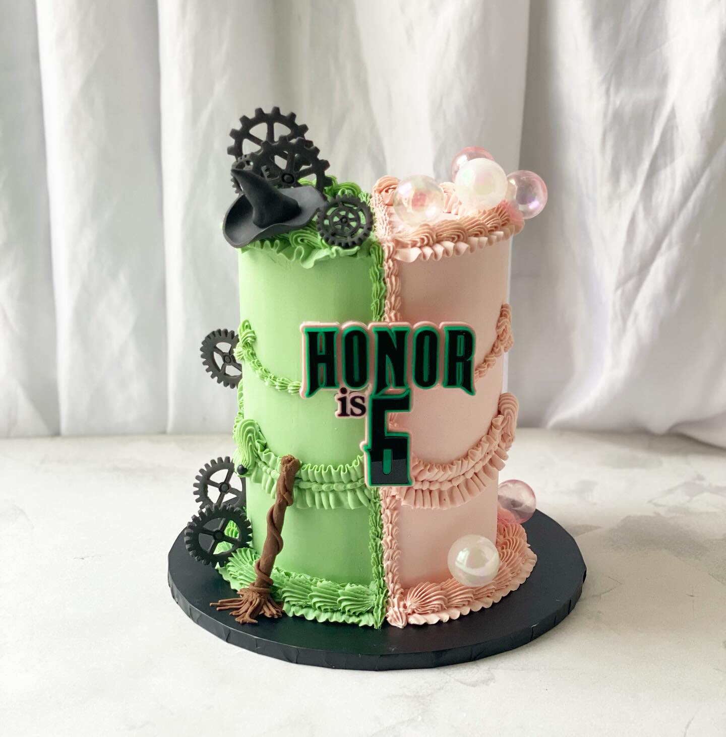 Children's birthday cake design 21